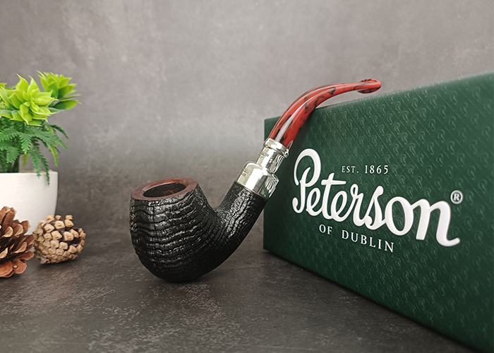 (Sold Out) ไปป์ Peterson Newgrange Spigot 68 Fishtail
