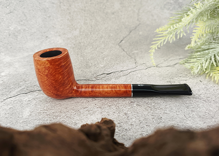 (Sold Out) ไปป์ Savinelli Tre Smooth 701