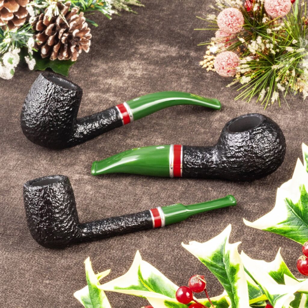 ไปป์ประจำปี Savinelli Saint Nicholas 2025