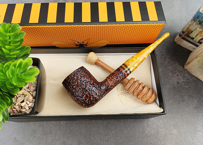 ไปป์ Savinelli Miele Brown Rusticated 106 6mm