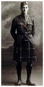 มากกว่าแค่นักแสดง: Basil Rathbone วีรบุรุษสงครามผู้ได้รับเหรียญกล้าหาญ Military Cross