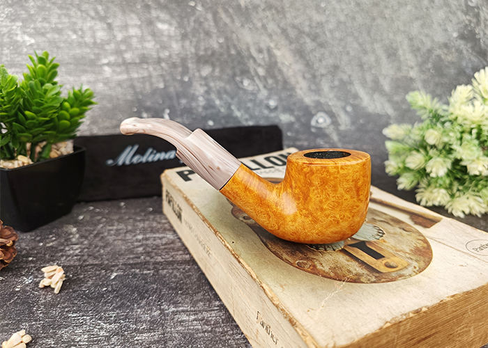 ไปป์ Molina Peppino Natural 134R 9mm